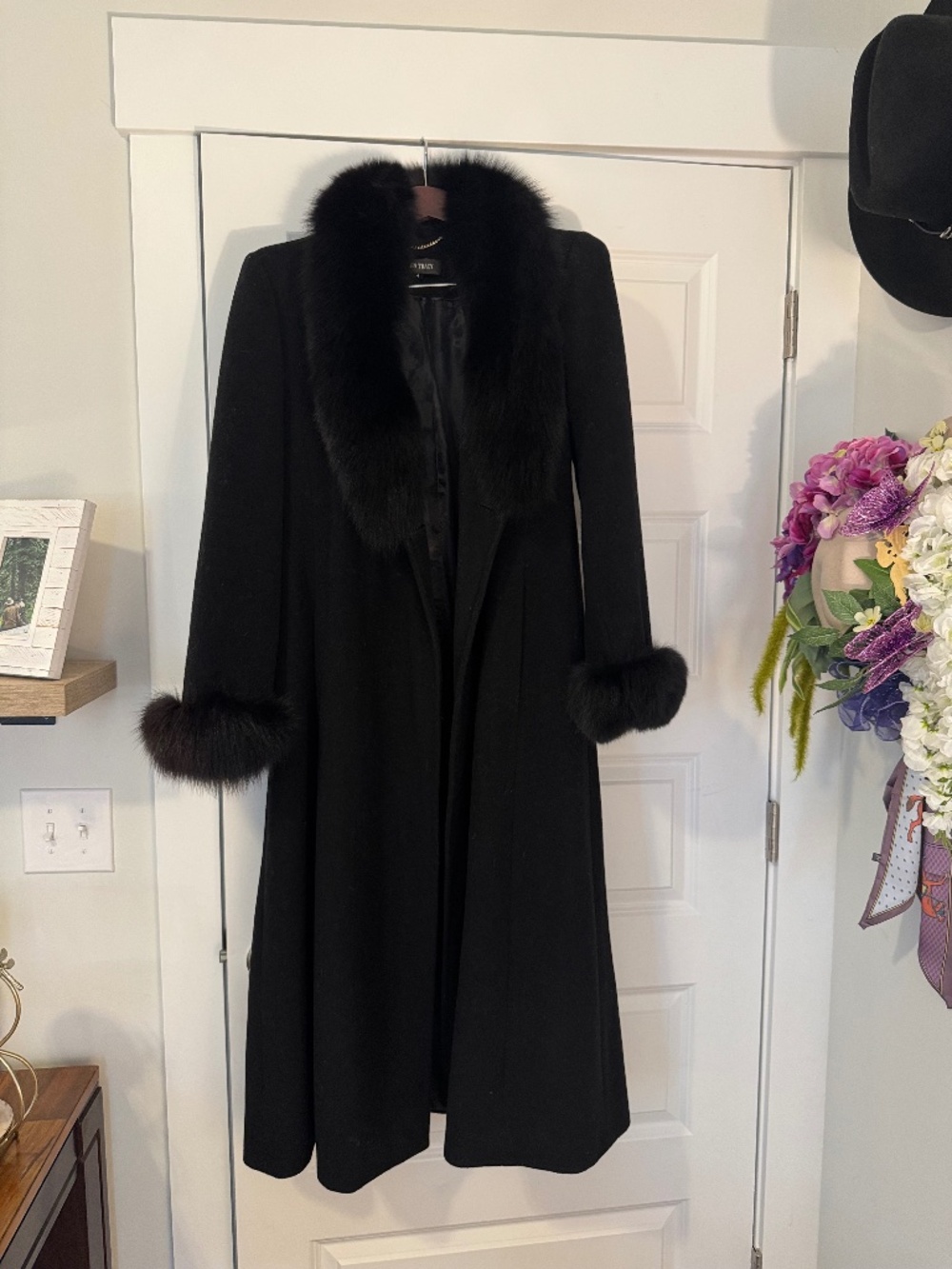Ellen Tracy black winter coat with fur collar and cuffs